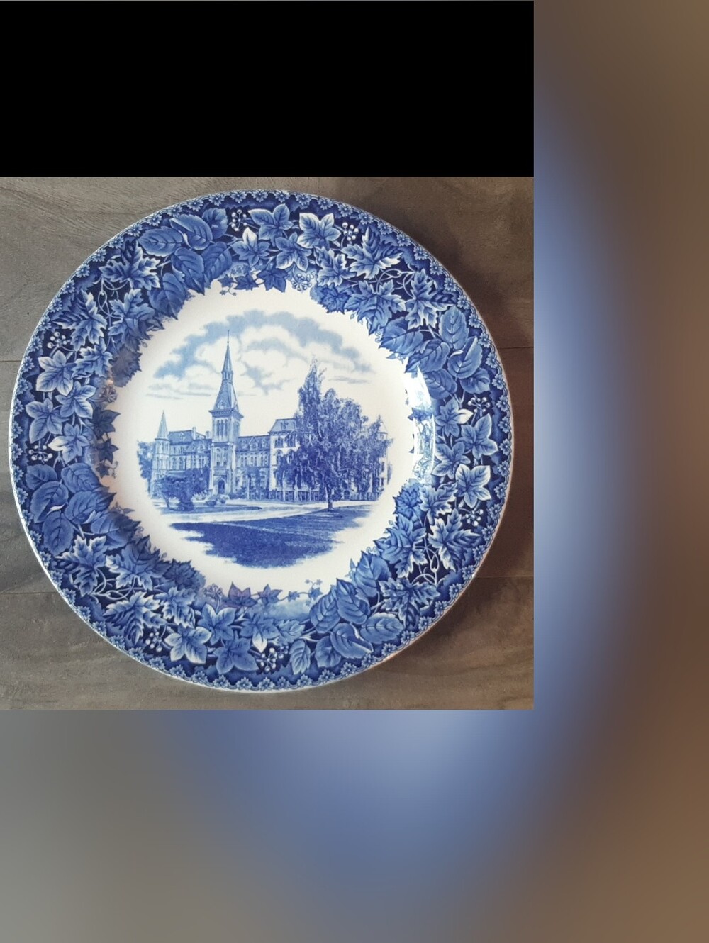 Wedgewood Alma College St Thomas, Ontario Collector's Plate Made in England
